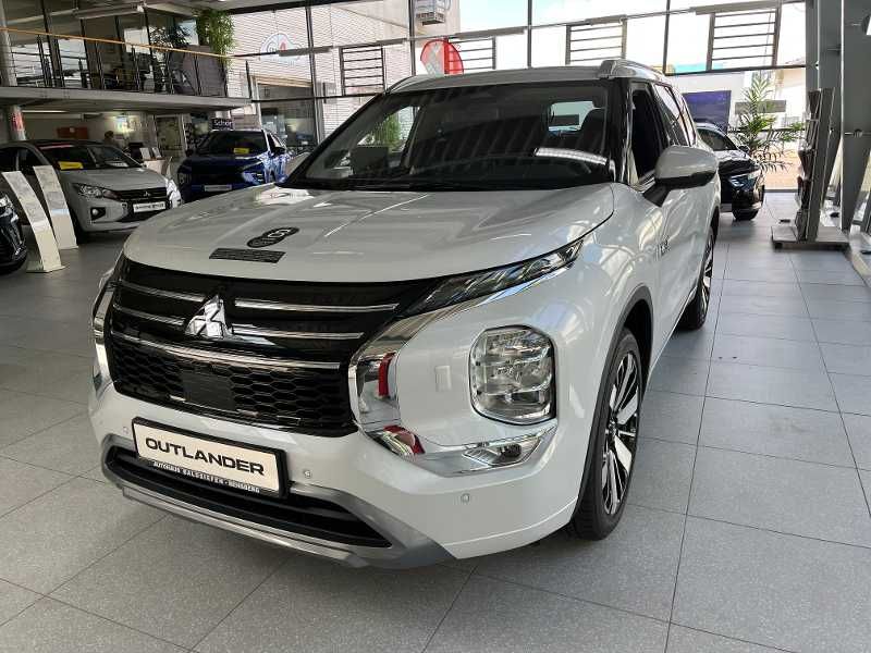 Mitsubishi Outlander 2.4L PHEV TOP